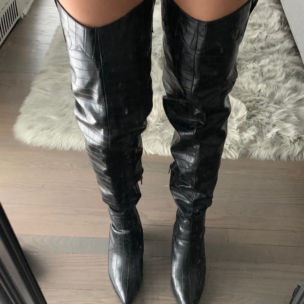 Over the knee boots truffle collection size 9